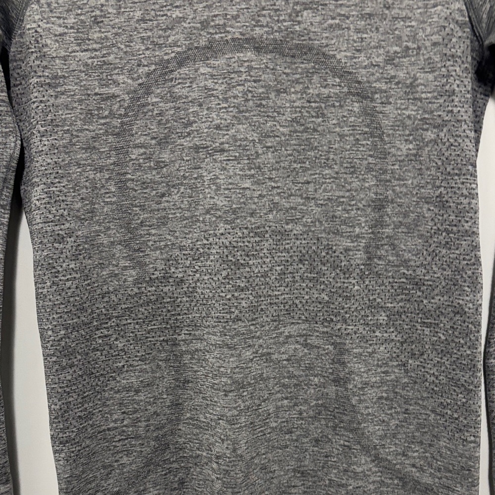 lululemon athletica Women's Long Sleeve Crew - Heather Gray - Picture 3 of 4